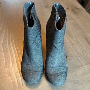 AEROSOLES Black and Gray Ankle Booties with Suede Texture